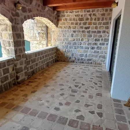 Stonehill * Budva