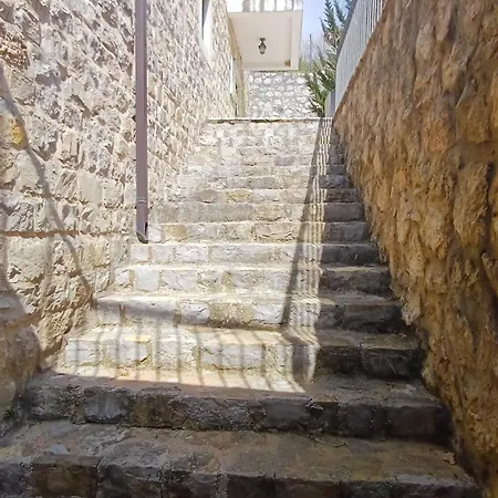 Stonehill * Budva